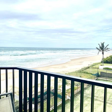 One The Esplanade Apartments On Surfers Paradise Гоулд Коуст Екстериор снимка
