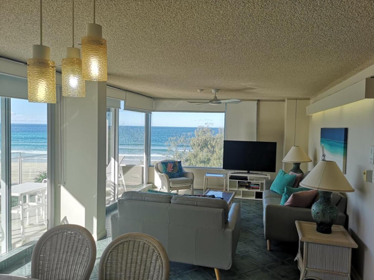 One The Esplanade Apartments On Surfers Paradise Гоулд Коуст Екстериор снимка