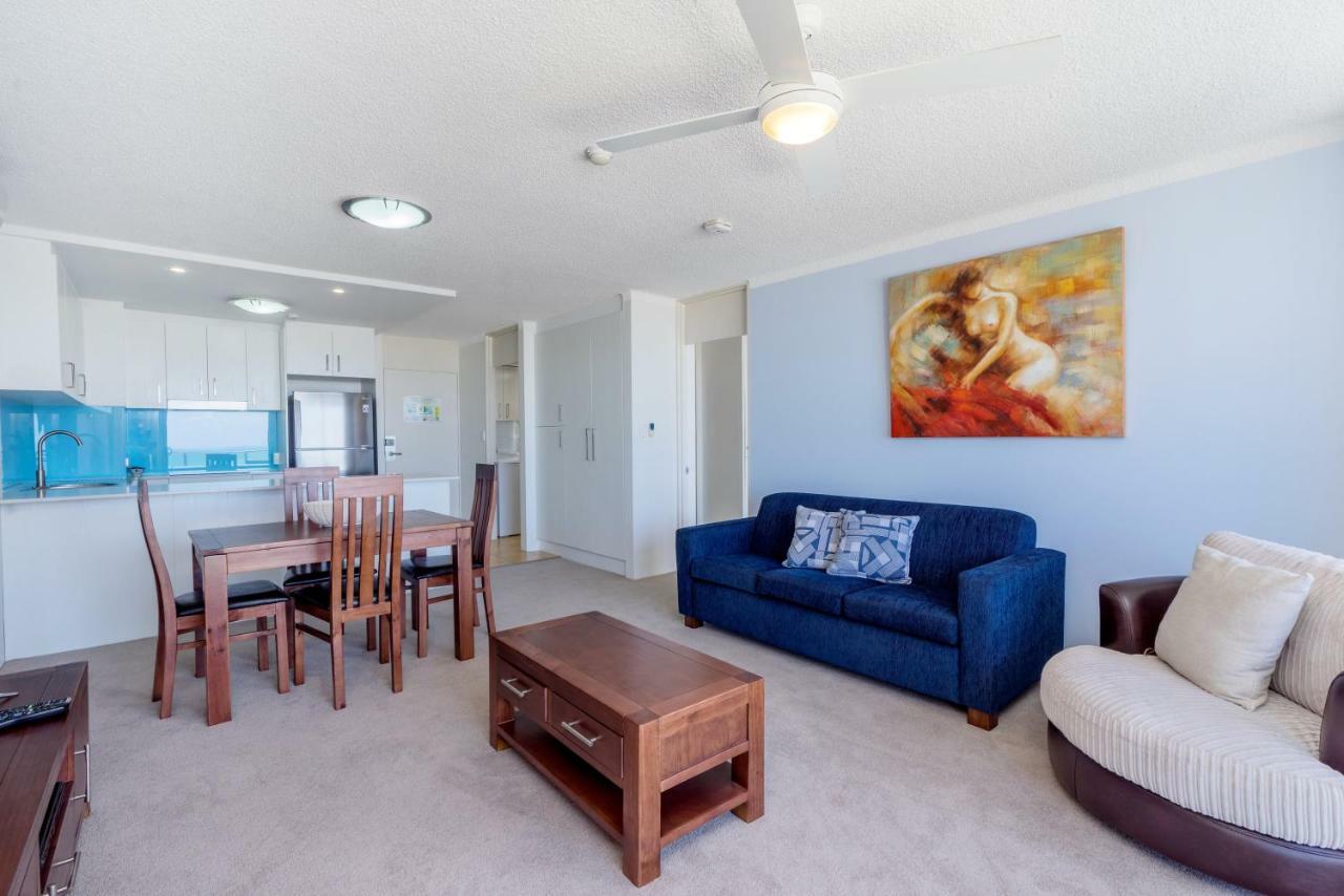 One The Esplanade Apartments On Surfers Paradise Гоулд Коуст Екстериор снимка