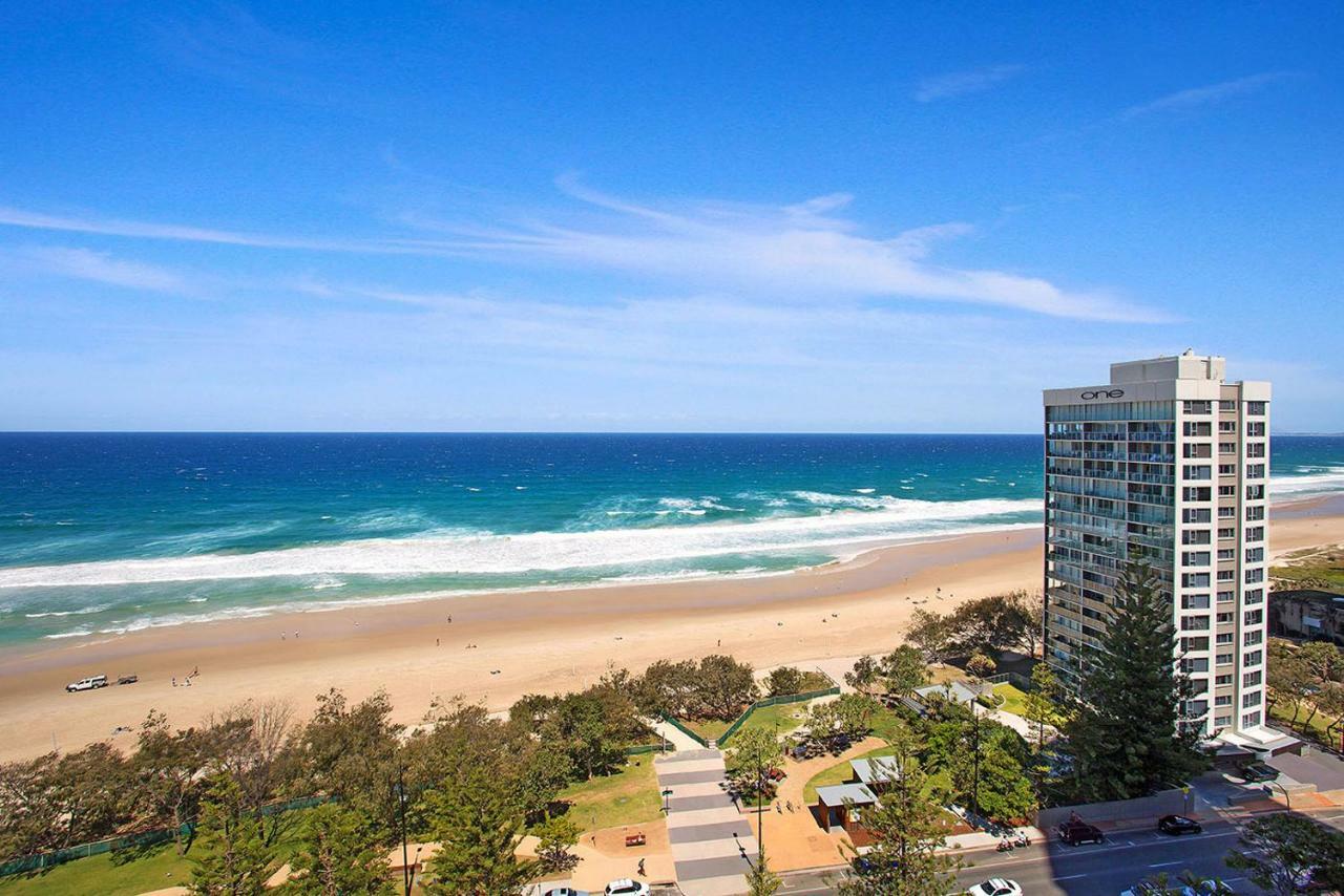 One The Esplanade Apartments On Surfers Paradise Гоулд Коуст Екстериор снимка