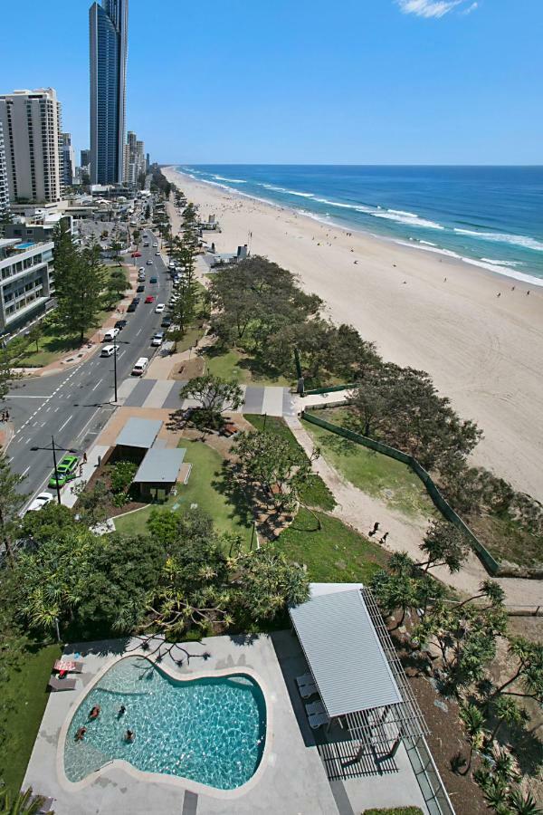 One The Esplanade Apartments On Surfers Paradise Гоулд Коуст Екстериор снимка
